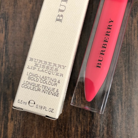Burberry Kisses Lip Lacquer - Light Crimson No.28 - Picture 5 of 6